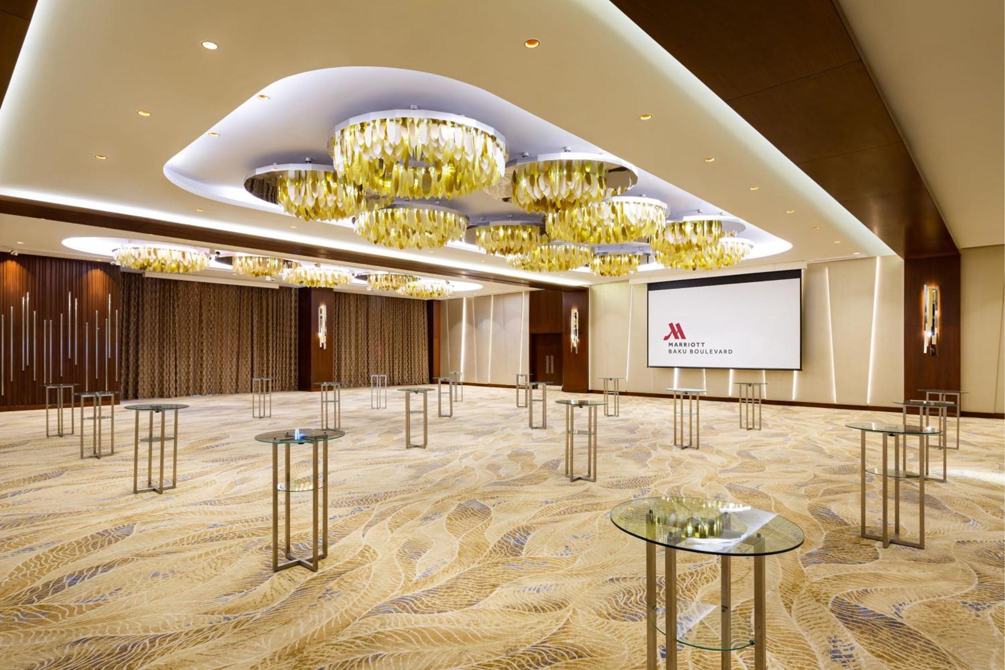 Baku Marriott Hotel Boulevard Exterior photo